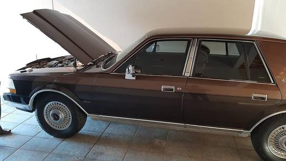 LINCOLN TOWN CAR 5.0 V8 SIGNATURE SERIES GASOLINA 4P AUTOMÁTICO